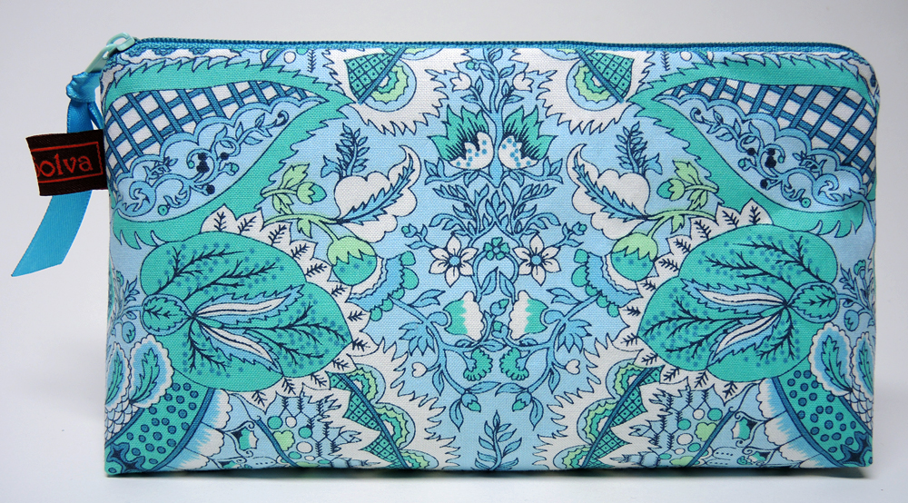 Necessaires suchen einen neuen Besitzer