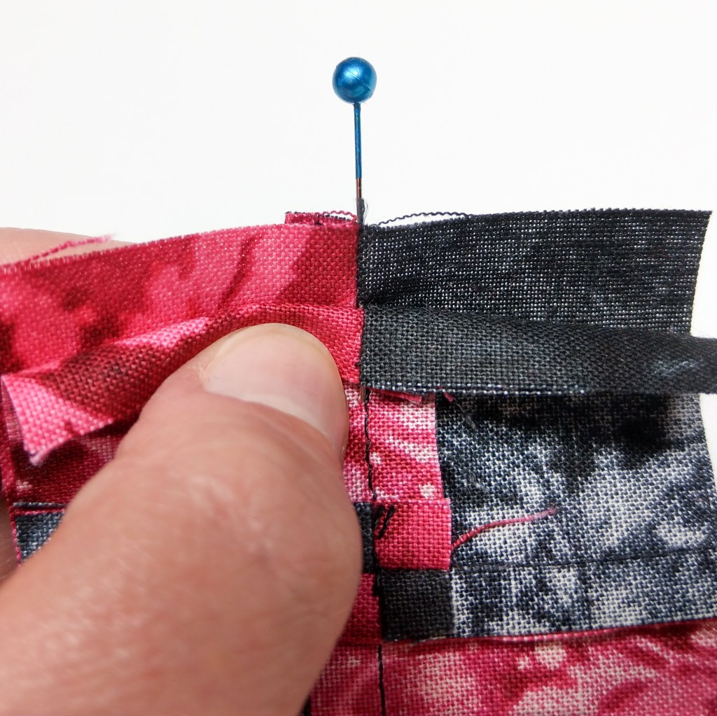 Ein paar Tipps und Tricks beim Zuschneiden, Zusammennähen und&nbsp;Helferlein